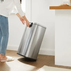 Mülleimer|Mülleimer<SONGMICS Treteimer aus Stahl mit Pedal Silbern